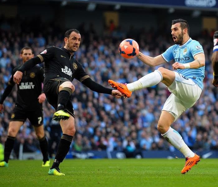 découvrez les dernières actualités et rumeurs concernant le mercato de manchester city. suivez les transferts, les recrues et les départs qui façonnent l'équipe étoilée de pep guardiola cette saison.