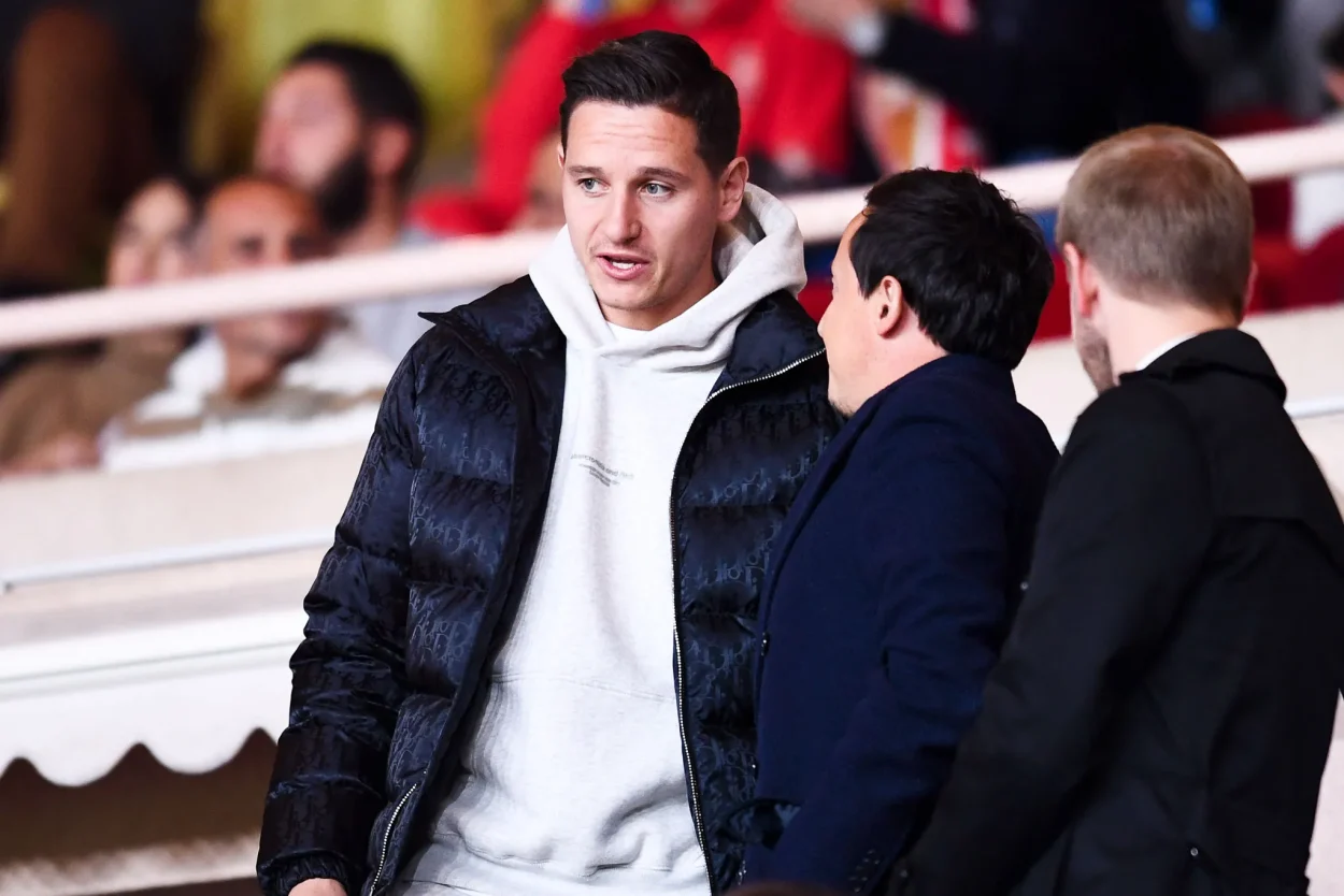 thauvin rejoint le rc lens, une nouvelle étape prometteuse dans sa carrière. découvrez les détails de cette signature qui ravit les supporters et son impact sur l'équipe.